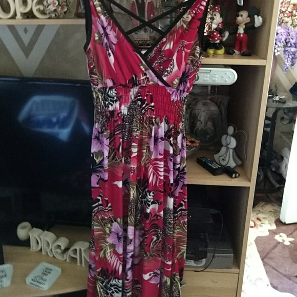 Dresses & Skirts - Final price accepted 🖤🖤 Resort Floral summer dress